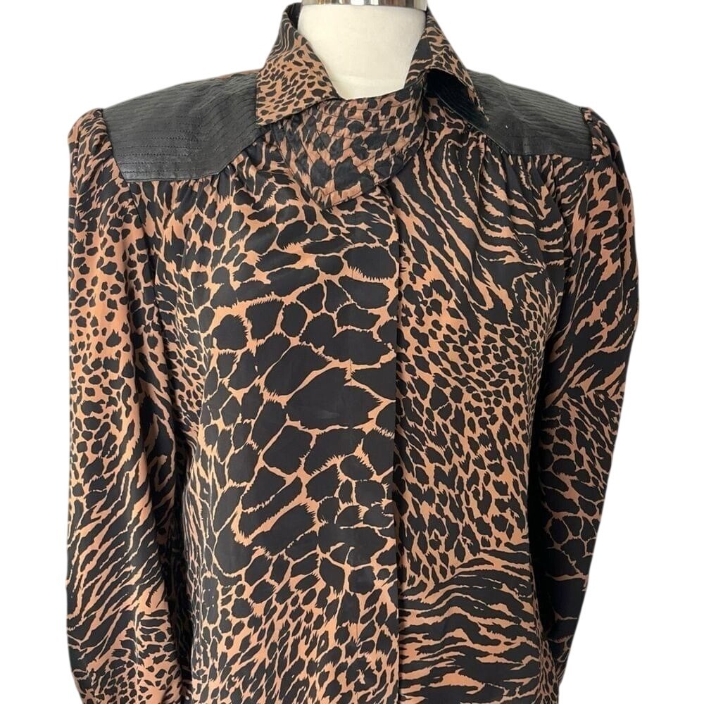Vintage Leopard Dress‎ Shirt